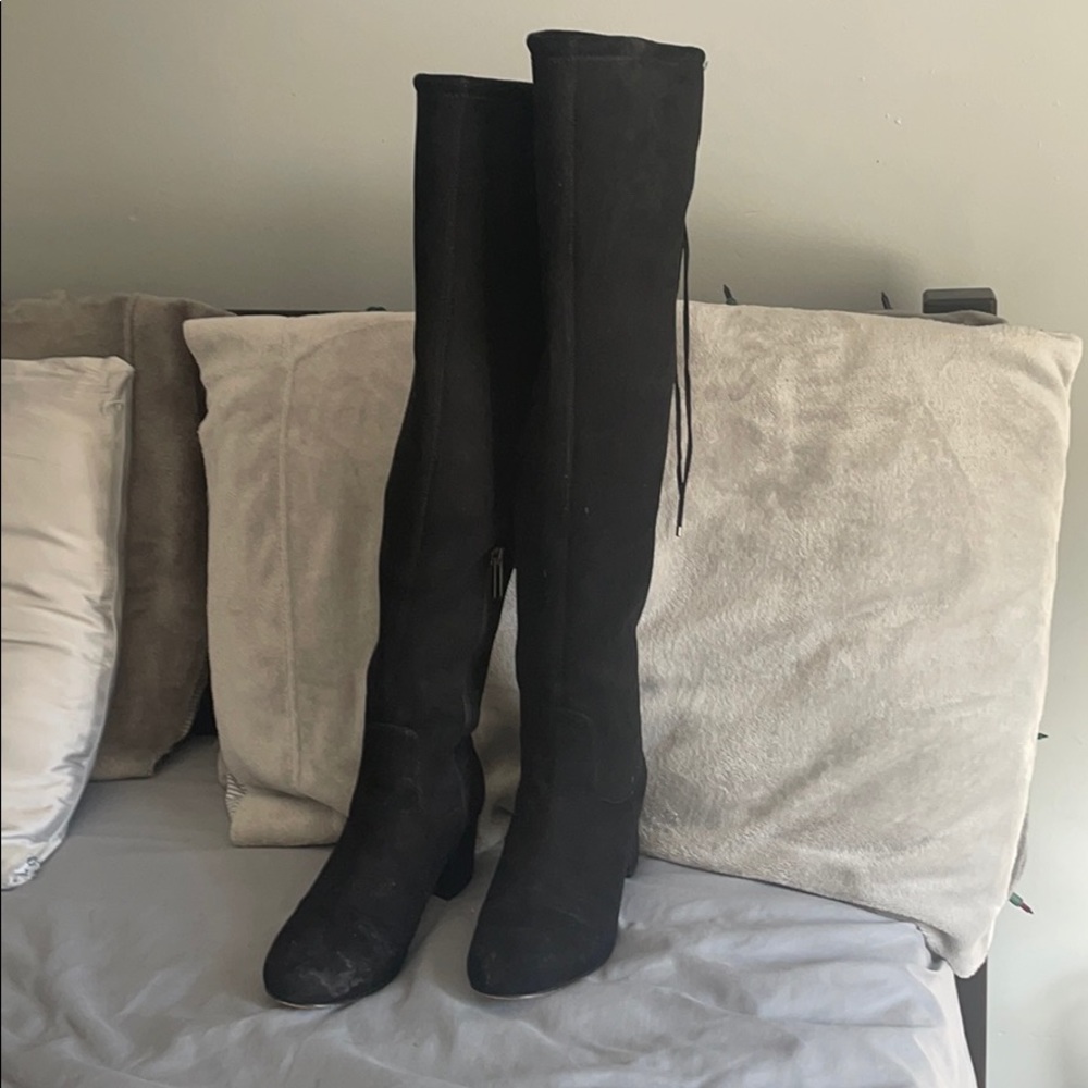 Women’s thigh highs